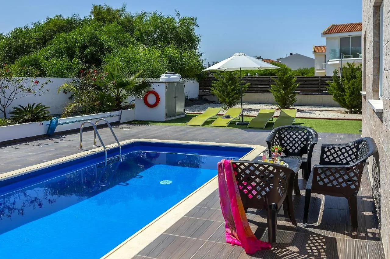 Protaras Villa Hollywood Holiday home